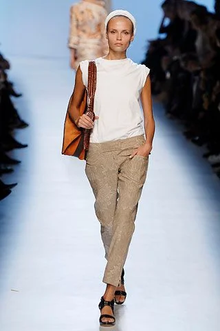Look 25